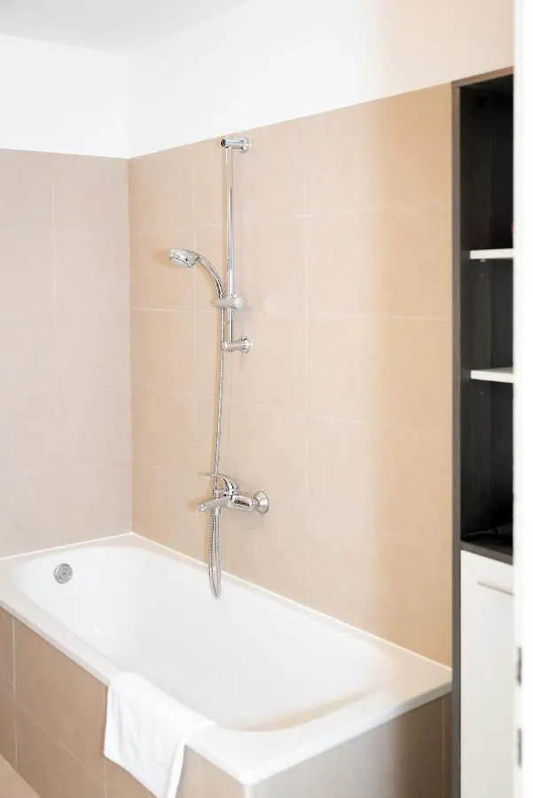 Premium 80 M2 Apartment - Free Parking Vienna